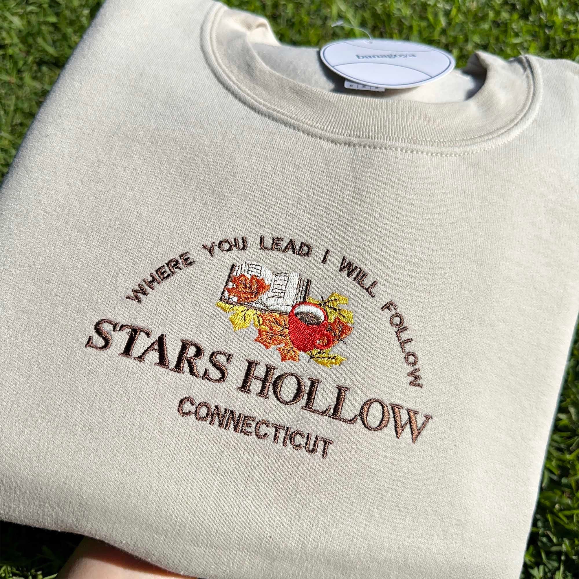 Stars Hollow embroidery design
