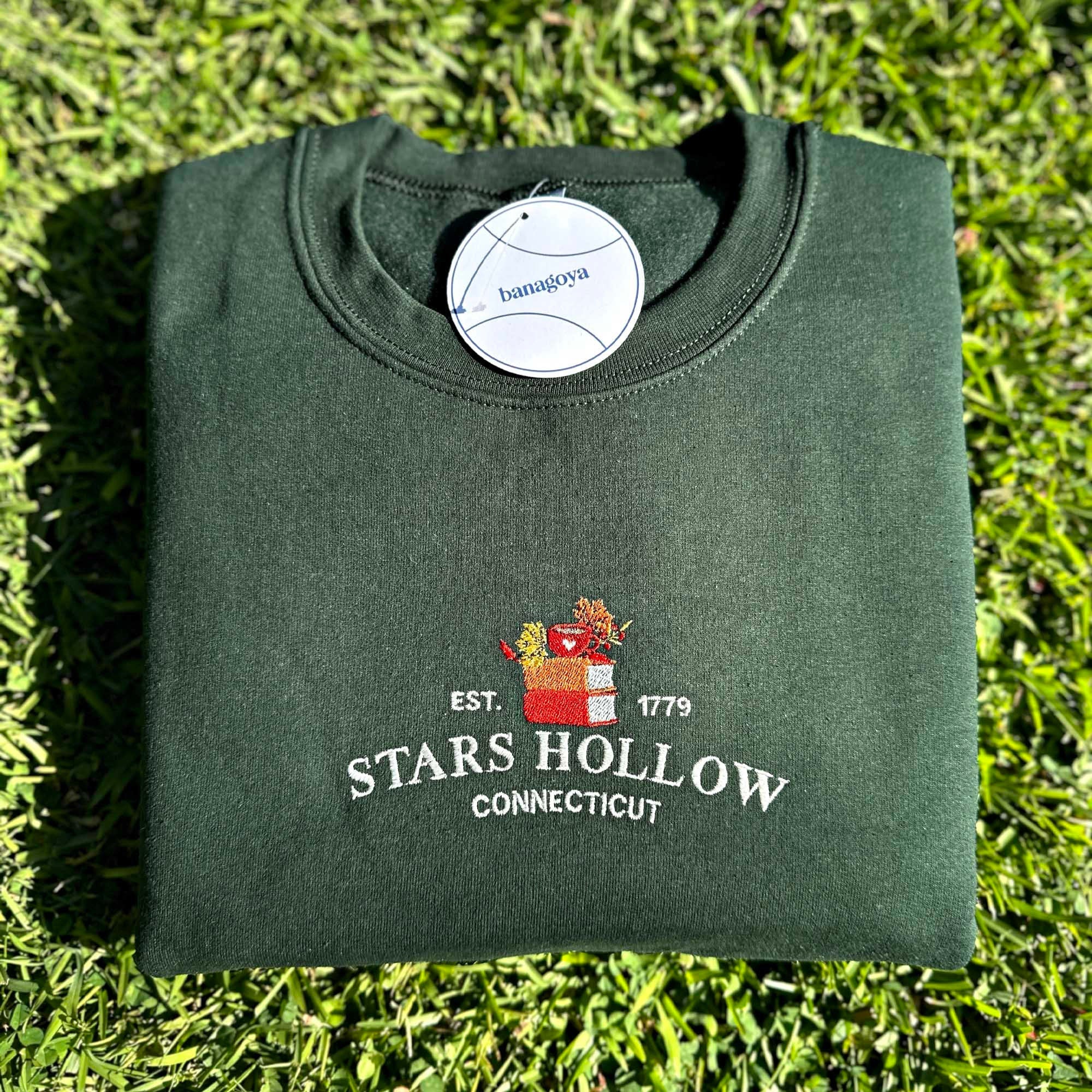 Stars Hollow embroidery design