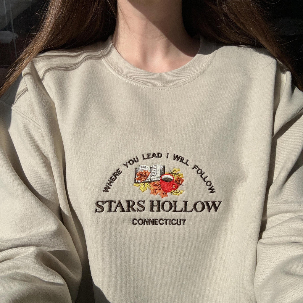 Stars Hollow embroidery design