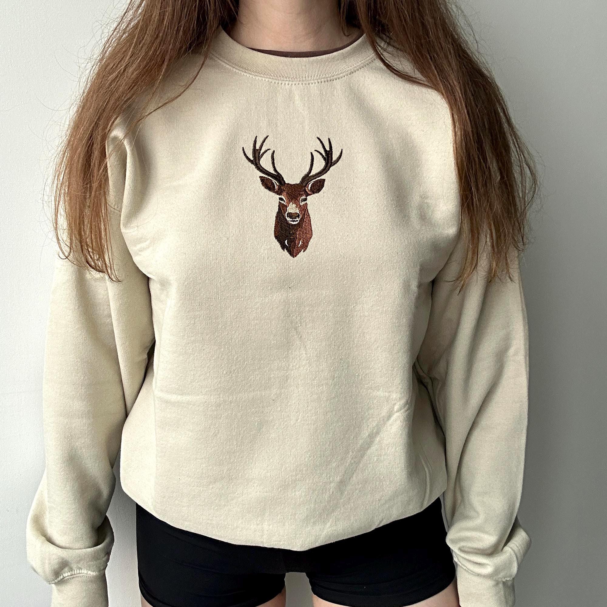 Deer embroidery design