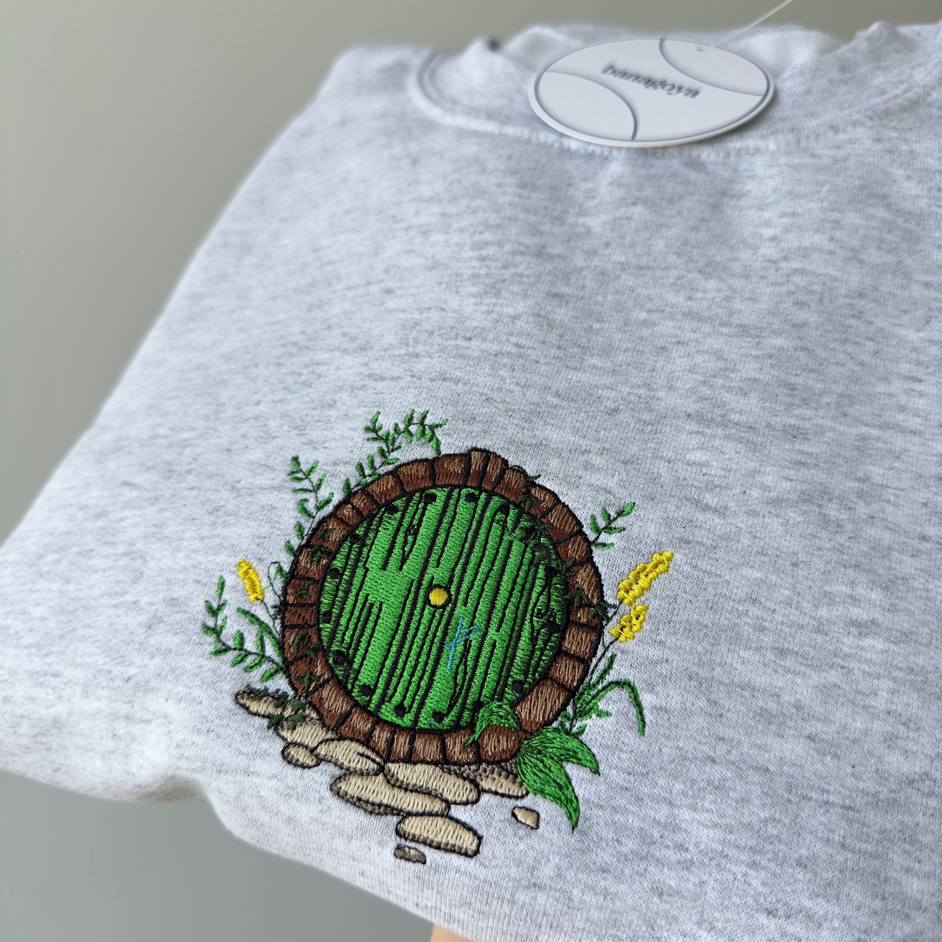 Magic door embroidery design