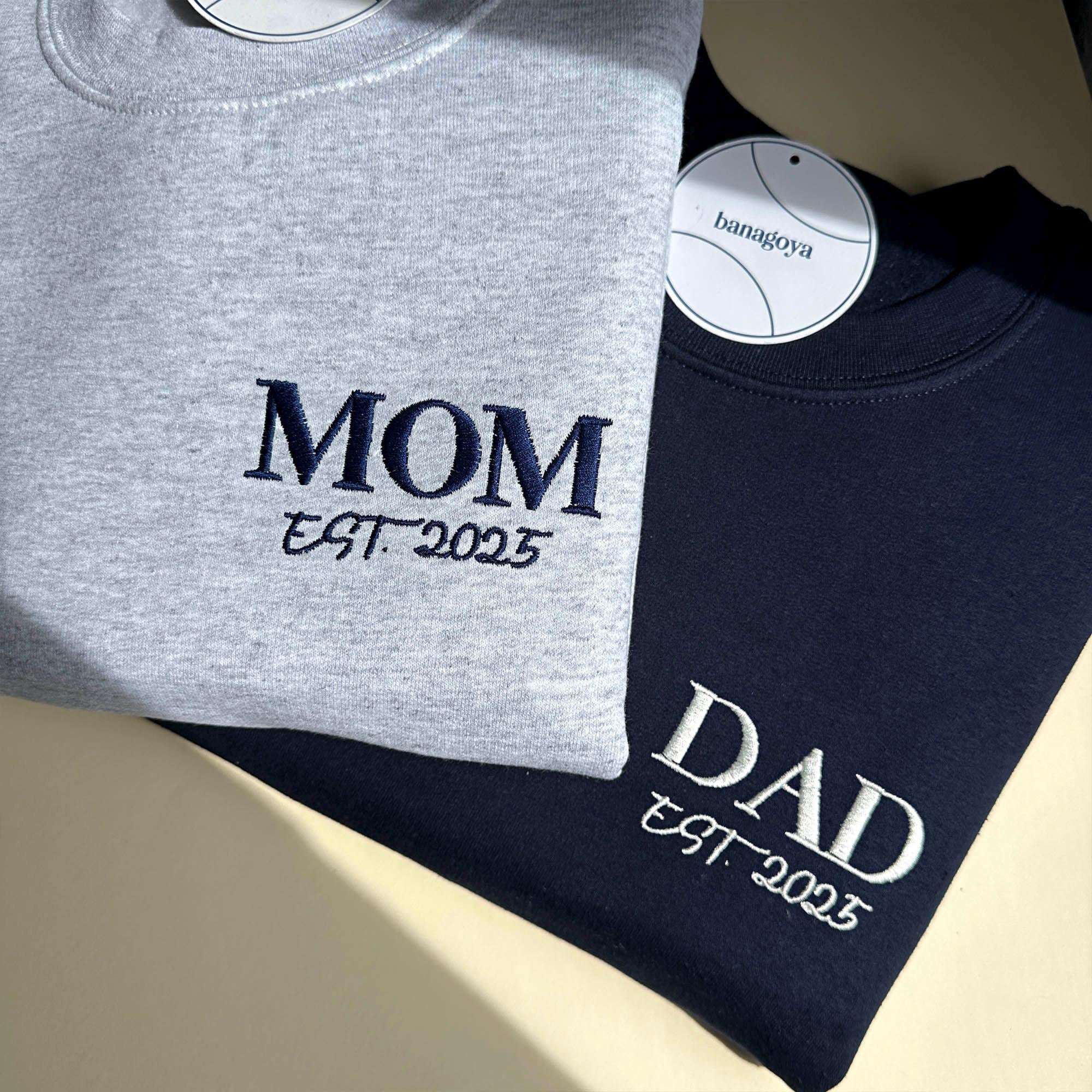 Custom mom and dad embroidery design
