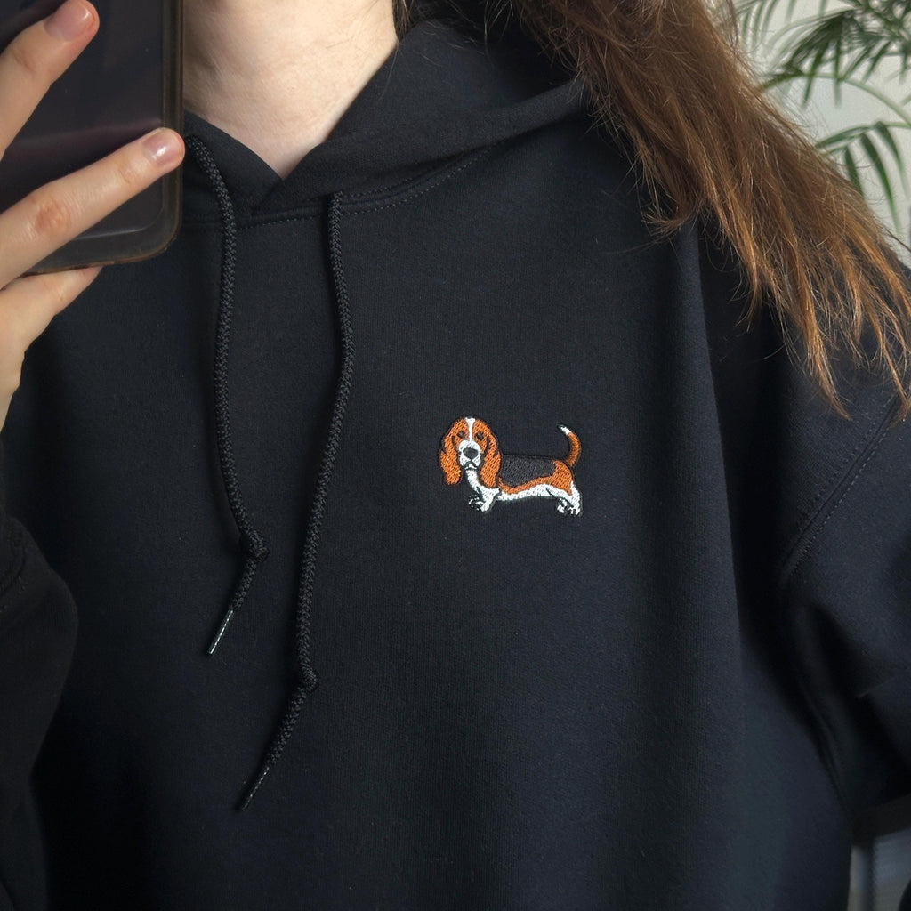 Custom Basset Hound Embroidered Sweatshirt, Hoodie & T-Shirt, Personalized Dog Gift, Minimalist Pet Embroidery for Dog Lovers