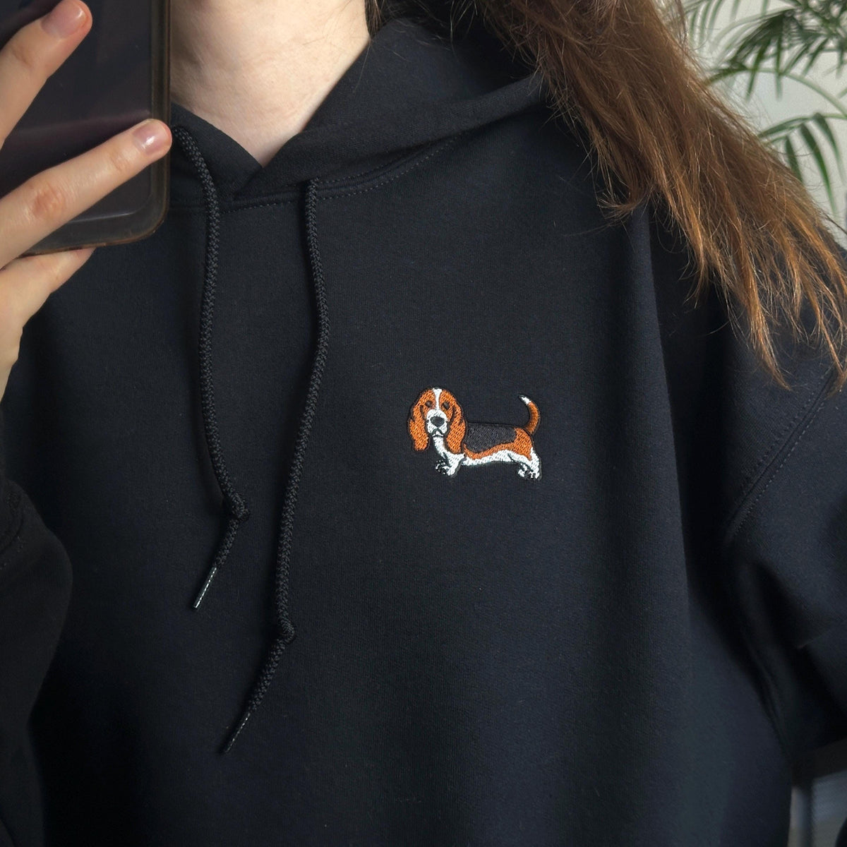 Custom Basset Hound Embroidered Sweatshirt, Hoodie & T-Shirt, Personalized Dog Gift, Minimalist Pet Embroidery for Dog Lovers