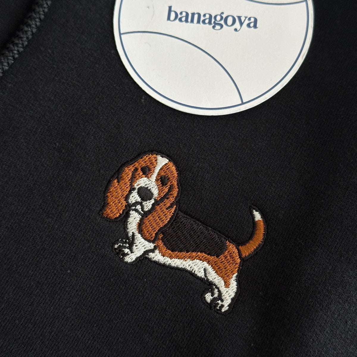 Custom Basset Hound Embroidered Sweatshirt, Hoodie & T-Shirt, Personalized Dog Gift, Minimalist Pet Embroidery for Dog Lovers